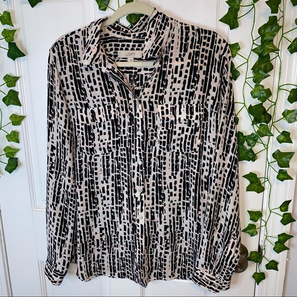 LOFT Tops - LOFT Black and White Button Up Top